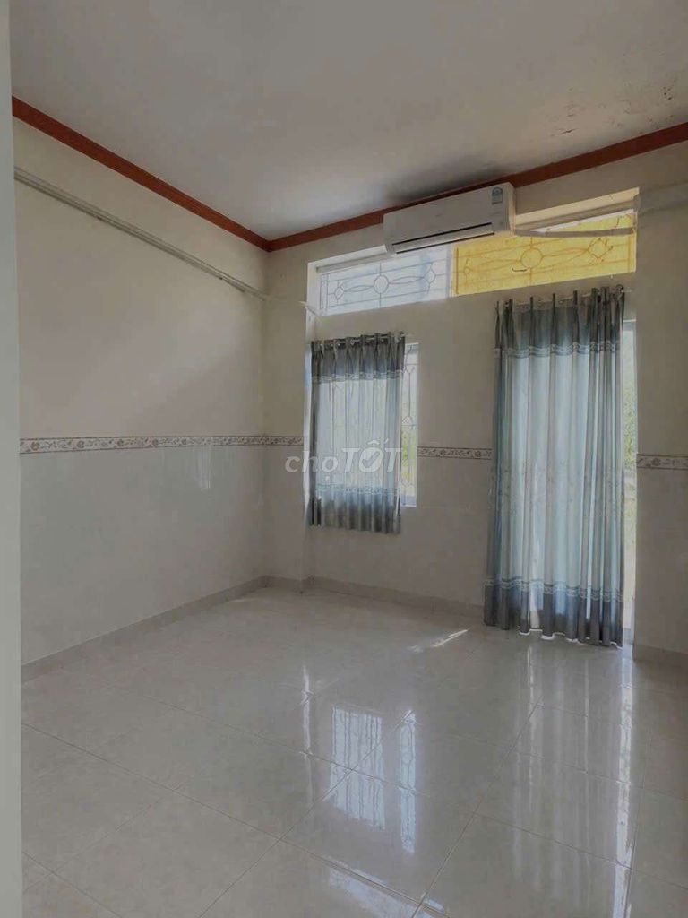 Rent 759 Hương Lộ 2, 8.5 trieu, 3 bedrooms, 3 floors, alleys