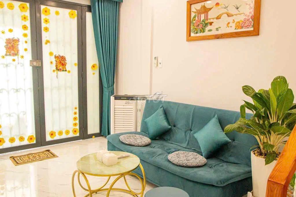 Rent an M 2.5 M.T.M.T.T.C., P.dakao, District 1, full internal LHC, 19.5 million