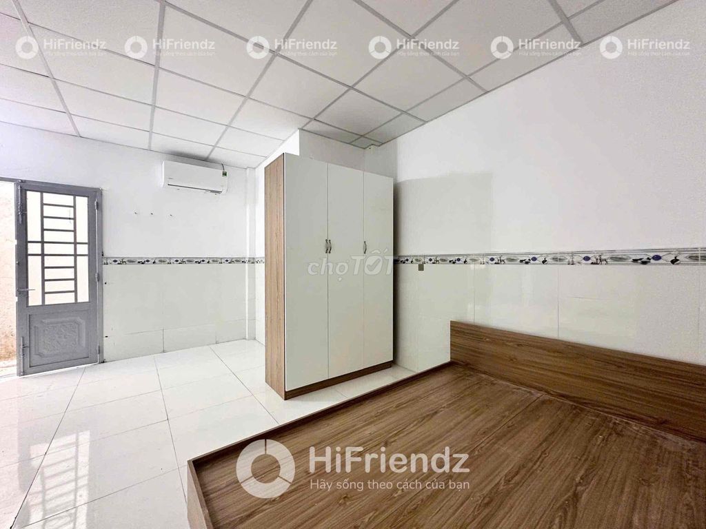 Nice clean lodging near the open doorroom.