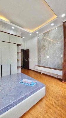 The beautiful building 4 x 14 meters Nguyễn Thị Thập P.Z.qz1 District 7