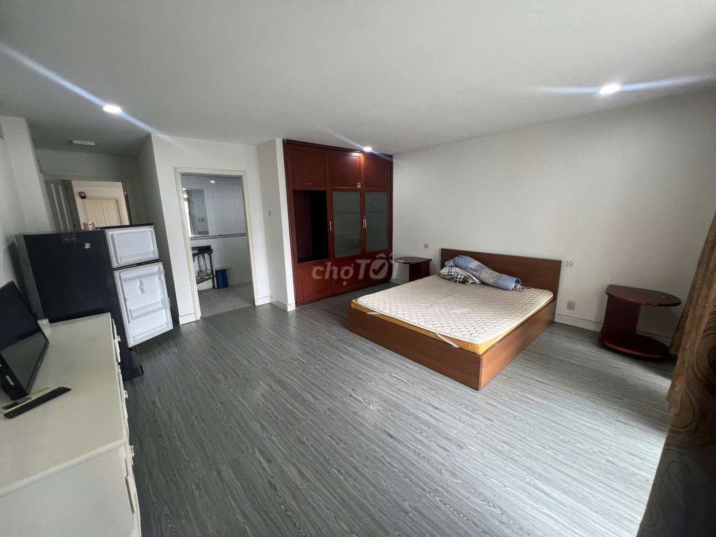 The big bandau apartment.