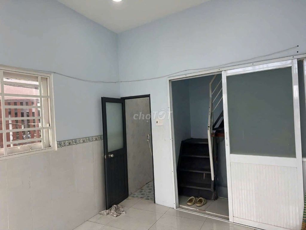 Rent a Dương Bá Trạc-7.4.8 area.