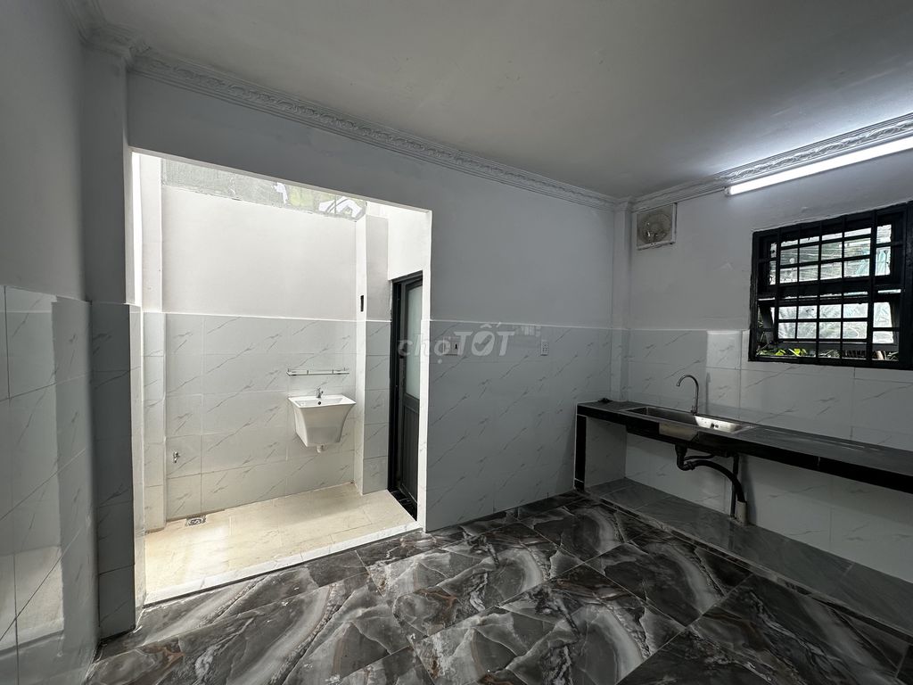 Rent the original house, secure area, cool.