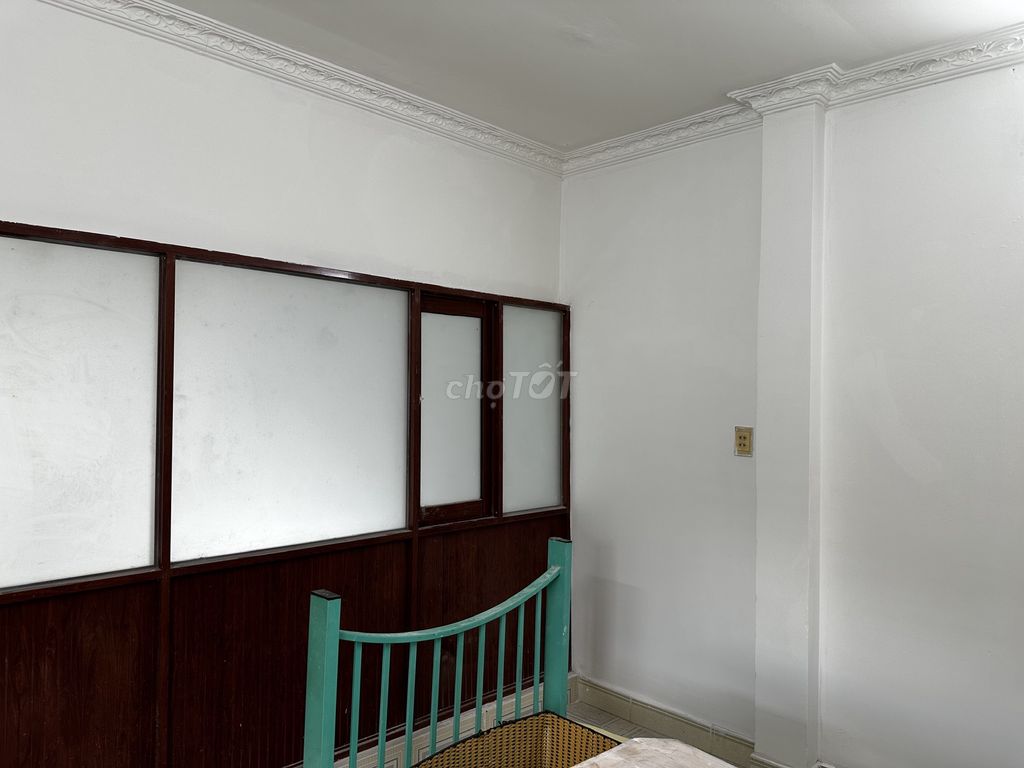 Rent the original house, secure area, cool.