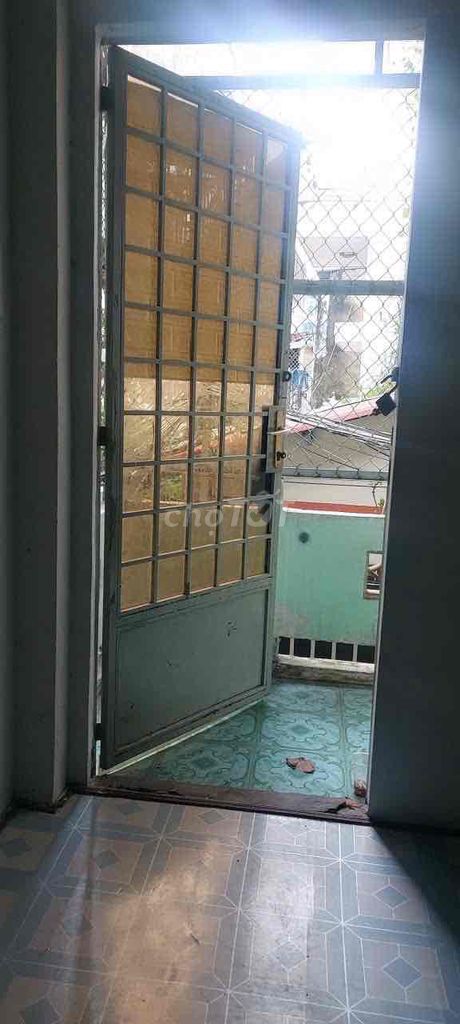 [MUFFLED] Rent the original Nơ Trang Long,112 - only