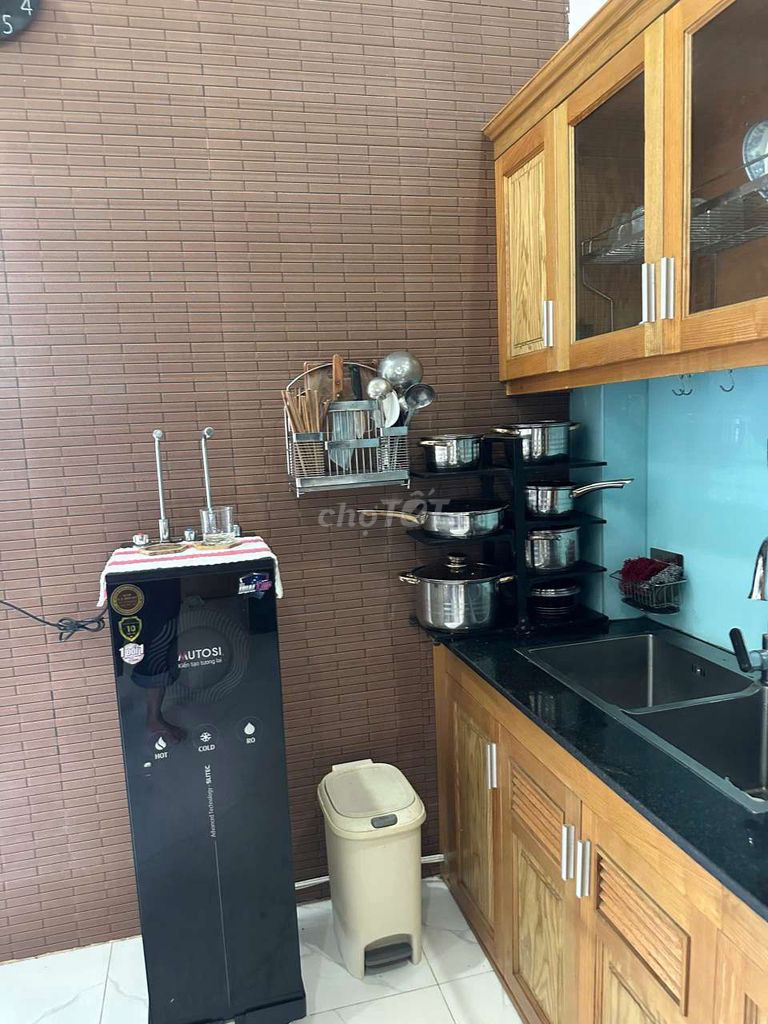 nice house full interior - near the gloryes ◆ 1 st floor 3 floors, 4 bedroom 4 toilets