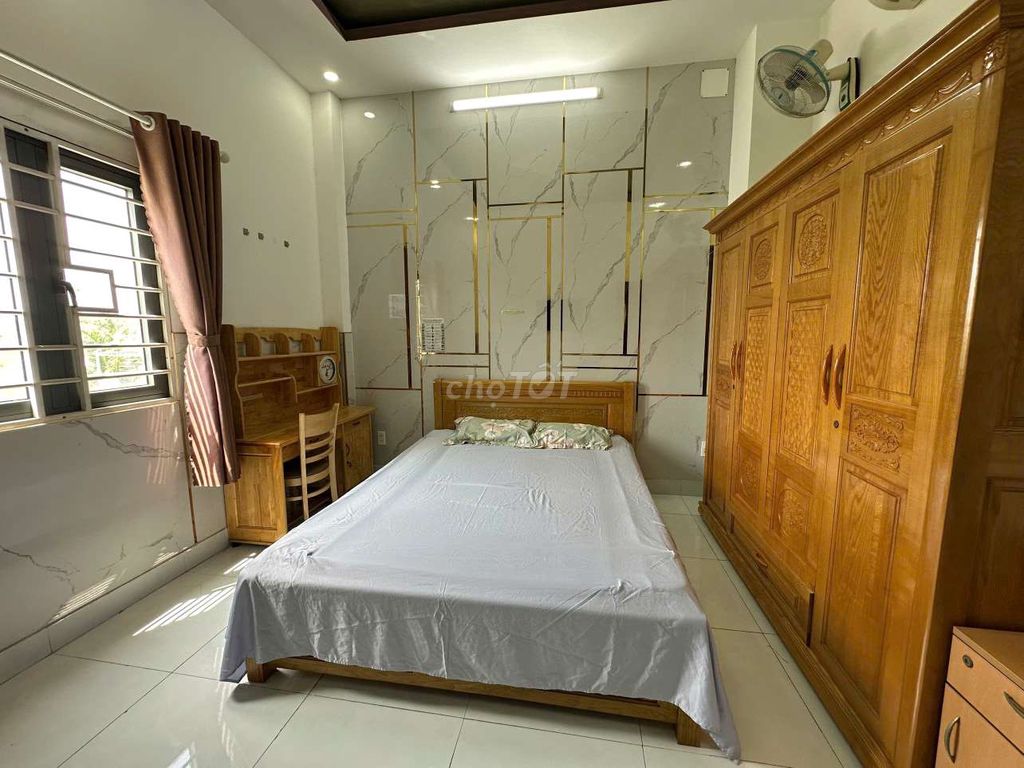 nice house full interior - near the gloryes ◆ 1 st floor 3 floors, 4 bedroom 4 toilets