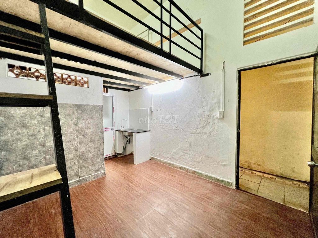 Room 2 x for Sv University of Public Trade