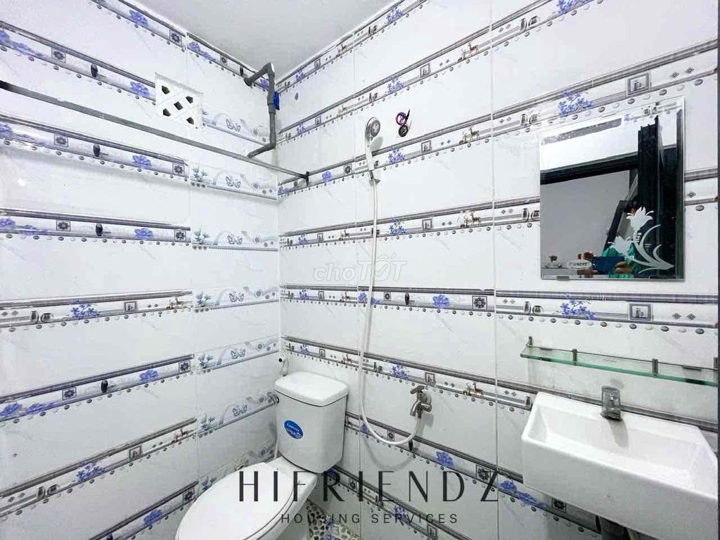 is already 1 P cheap - wide - with elevators - near aeon tp - vhu