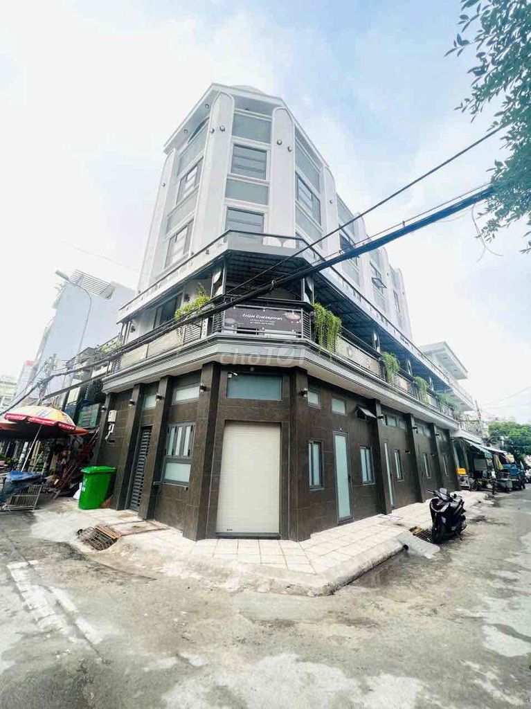Tân Phú: The two separate floors have their own way, private kitchen, private.