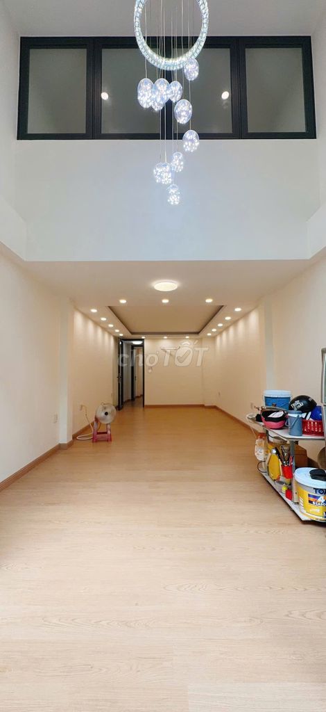 The new Lê Hồng Phong, the 4th floor st, 4.2 x 18 meters, 8 bedroom 5 toilets, 35 million