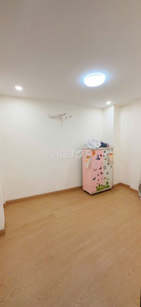 The new Lê Hồng Phong, the 4th floor st, 4.2 x 18 meters, 8 bedroom 5 toilets, 35 million