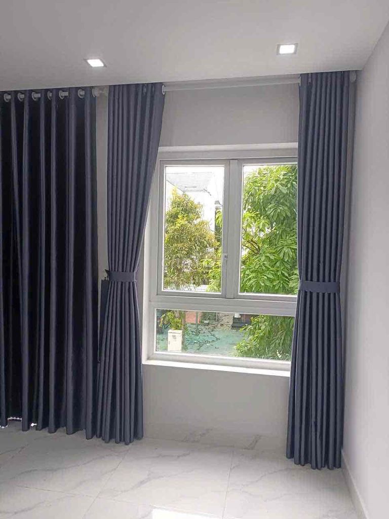 Renting Kadc Liên Phường near global City costs 15 million a month.