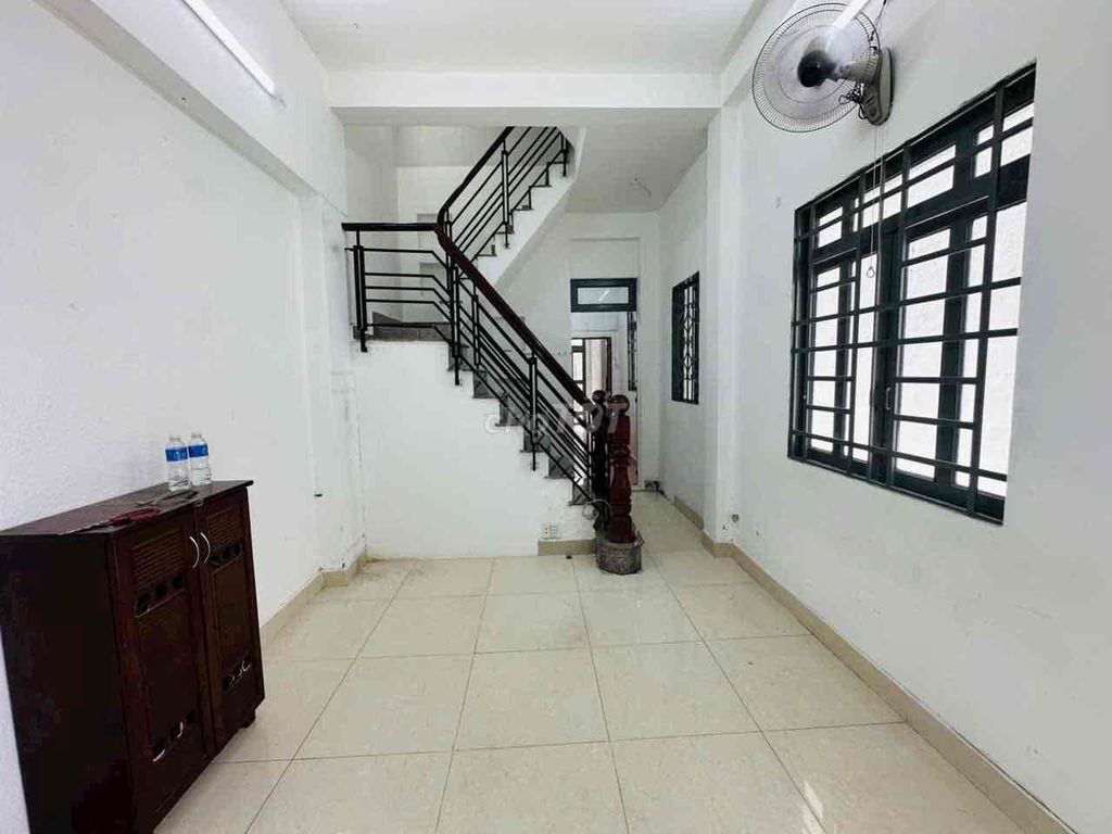 Rent the entire alleyway car at 277 16 Gò Vấp.