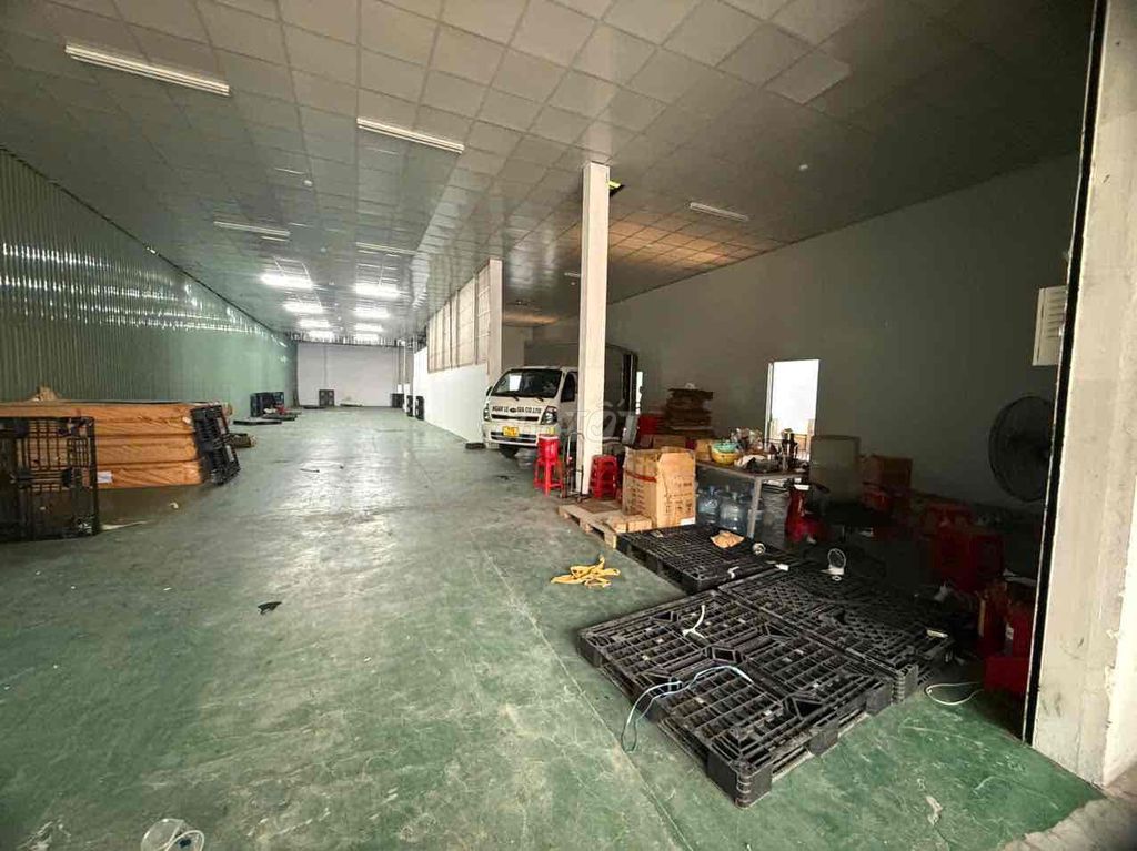 rental cash warehouses
