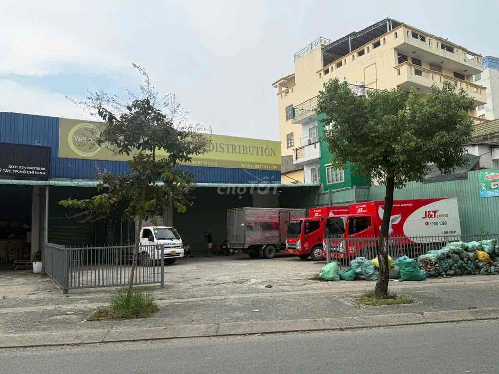 rental cash warehouses