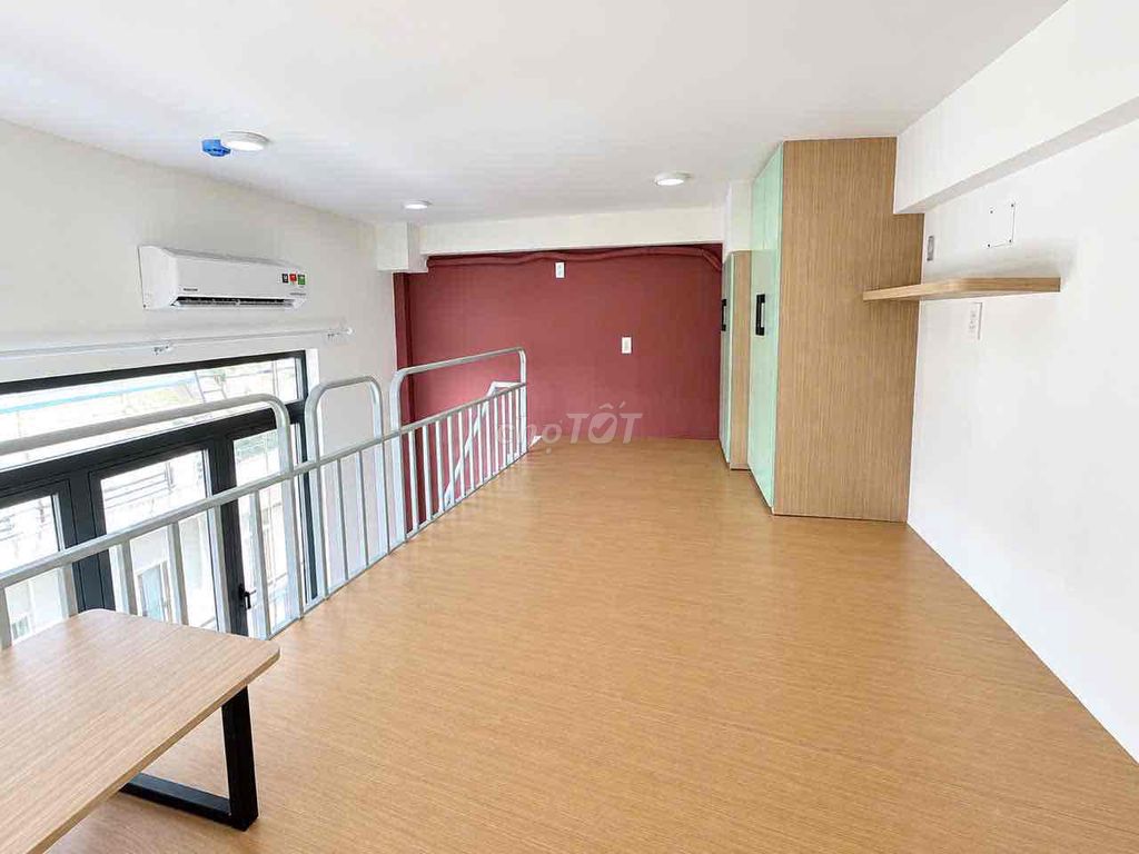 Only the new MEDI project is 100% balcony, window, guard.