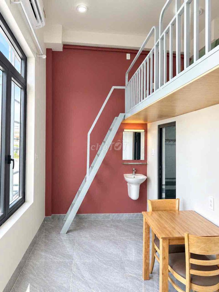 Only the new MEDI project is 100% balcony, window, guard.