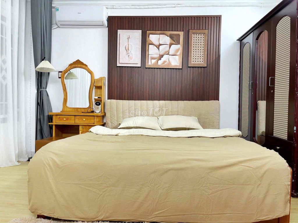Two ten-to-thirty bedrooms, separate kitchens outside of the MCU.