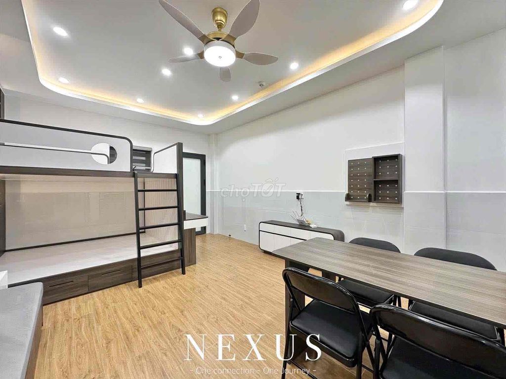 level full interior is not limited to the In-house, elevator, 100 percent new