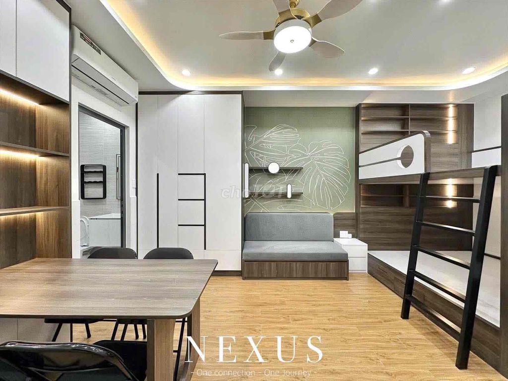 level full interior is not limited to the In-house, elevator, 100 percent new