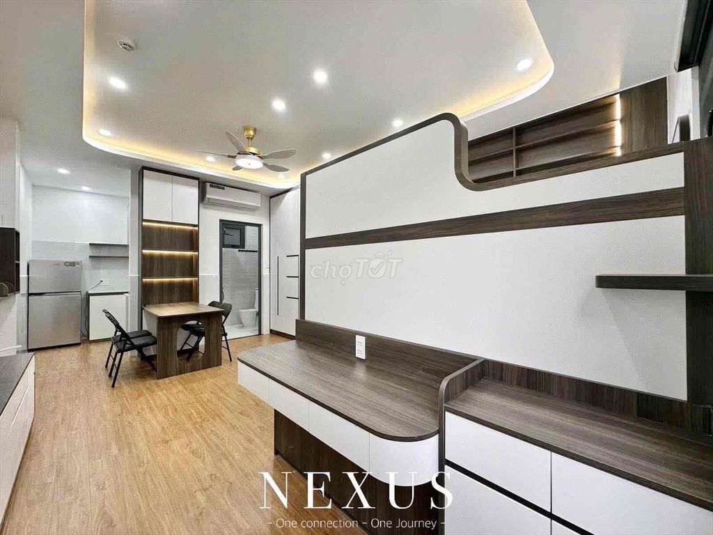 level full interior is not limited to the In-house, elevator, 100 percent new