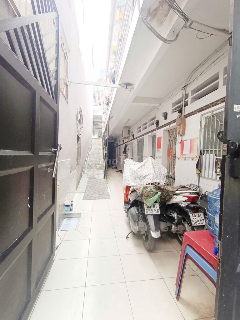 Núi Thành Street Public Reservation Room near town