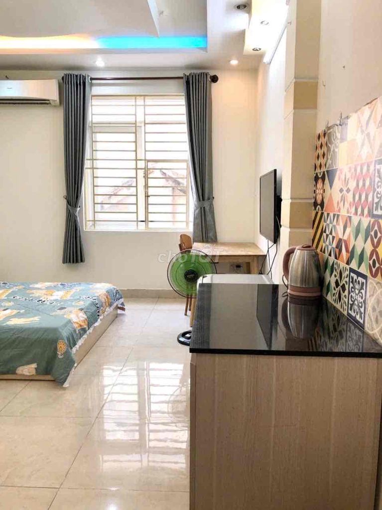 Free Home 60 Day Cô Giang District 1, 10 rooms full ant.