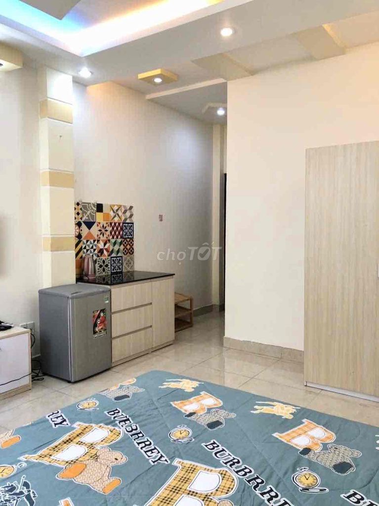 Free Home 60 Day Cô Giang District 1, 10 rooms full ant.