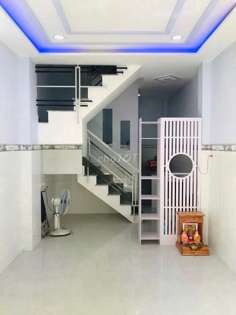 3 x7 M 1. 1st floor 1st bedroom 2