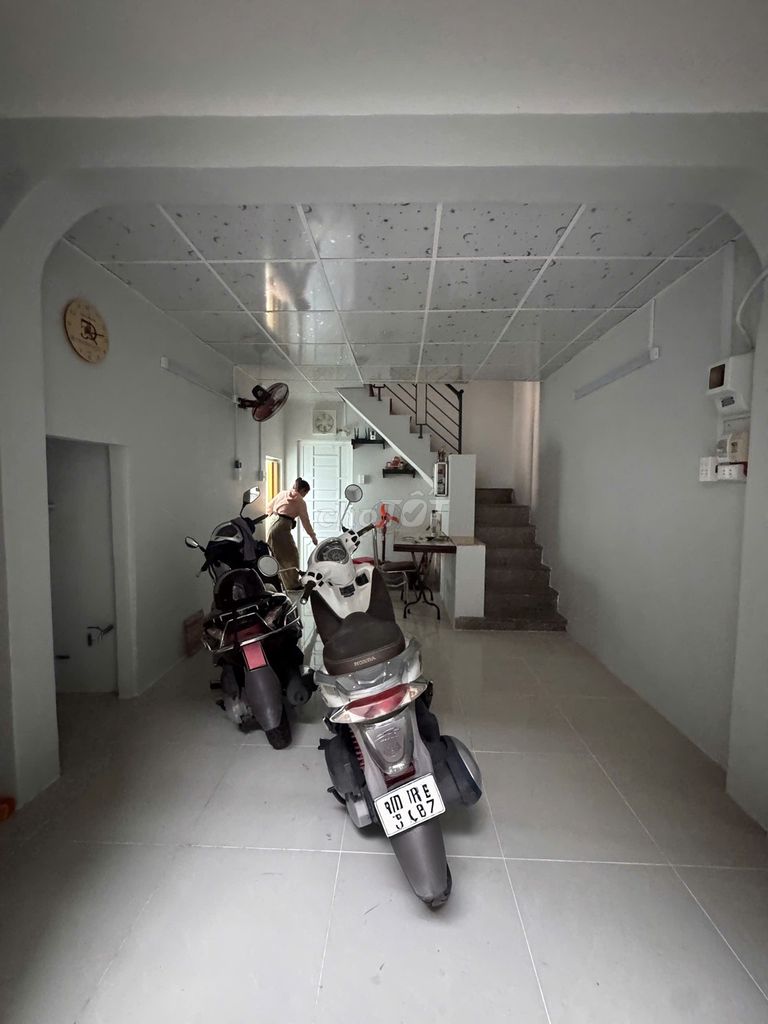 Phú Thọ Hòa Alley near the Bills 3 x 10 meters, 1 2-story bedroom, 4 million