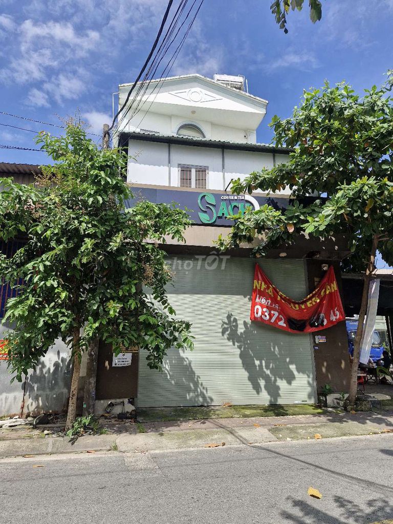 Rent a front house on Thái Thị Giữ.