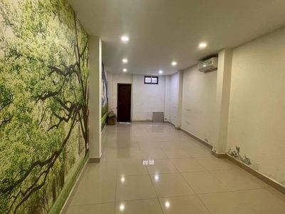 Renting Phan Đăng Lưu qpn alleys, area 4.2 X20 M, 3rd floor, 40 million