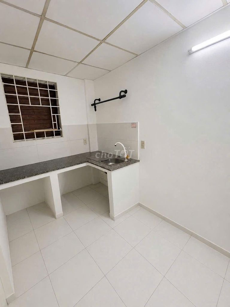 - Nguyễn Thái Bình 36 M2 - 12 million.