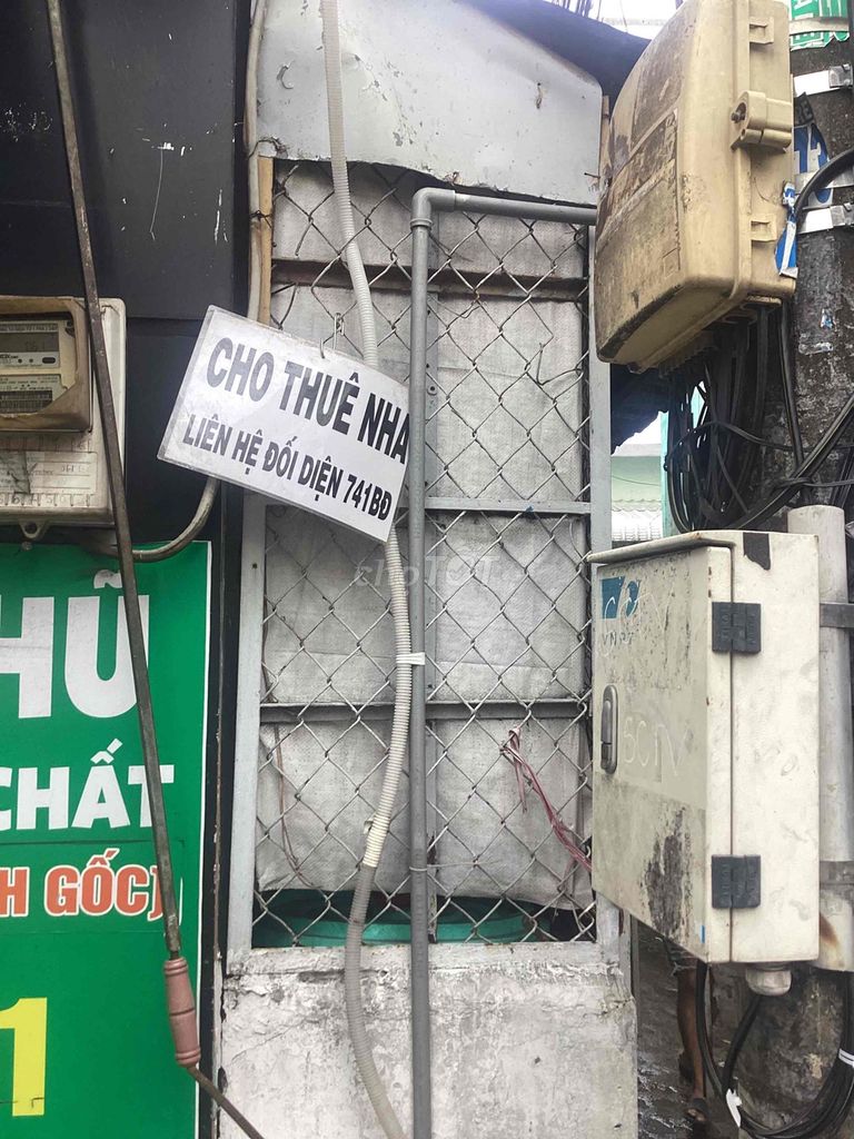 Rent an alleyhead near Ba Đình.