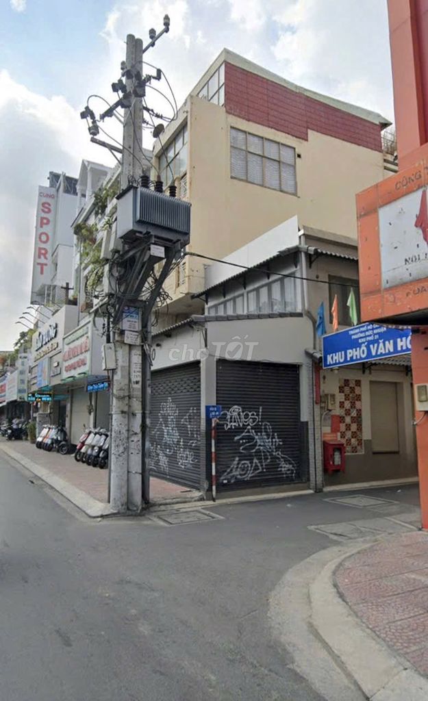 Rent a cash house on the corner of Hoàng Văn Thụ Phú Nhuận