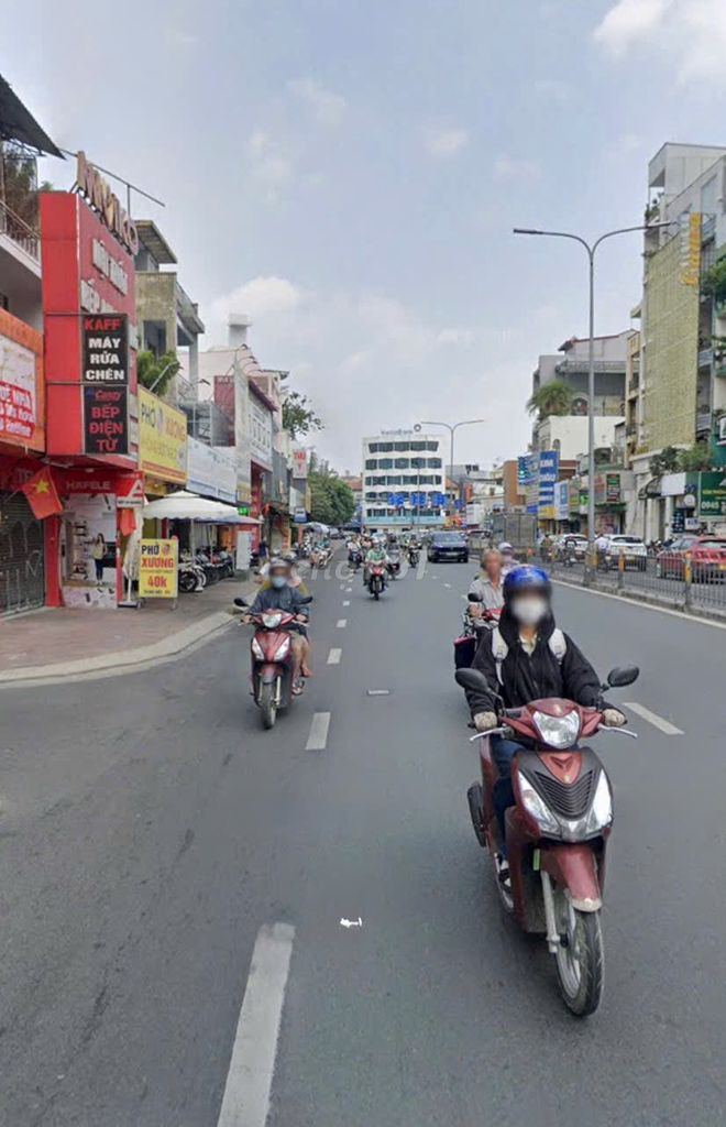 Rent a cash house on the corner of Hoàng Văn Thụ Phú Nhuận