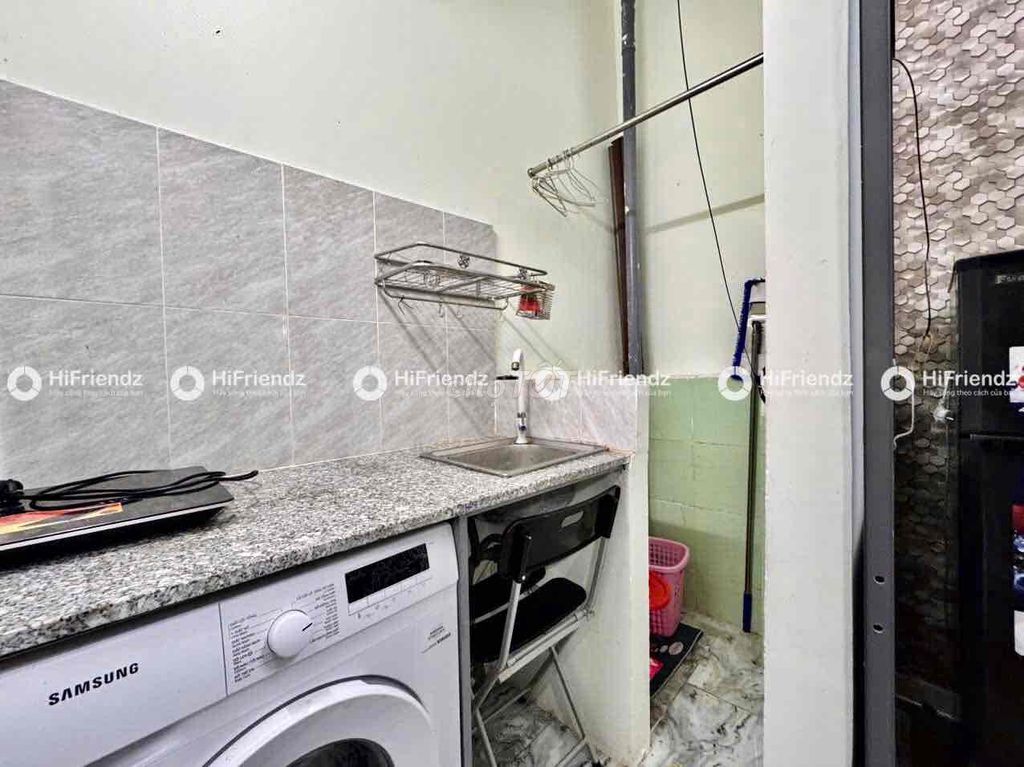 rent room to the full interior kitchen - at the university of dedication, garden