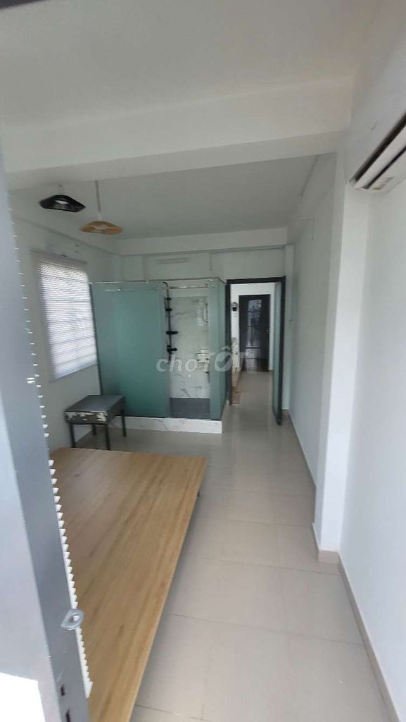 Rent a room with four million air conditioning right at Deatta District 4.