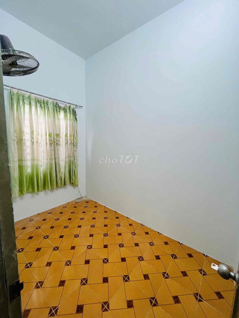 The truck alley - ground two bedrooms - ready air conditioning