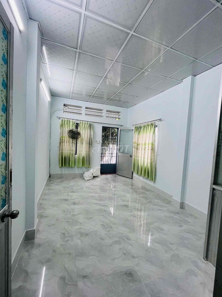 The truck alley - ground two bedrooms - ready air conditioning