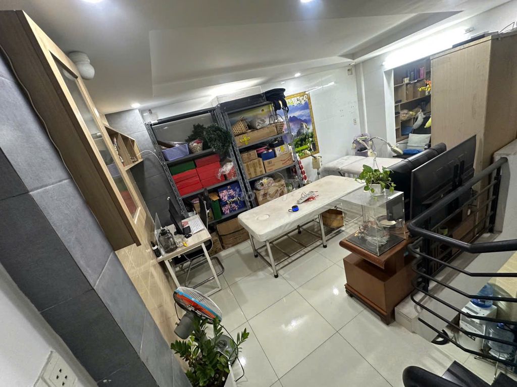 Nc Lê Đức Thọ. 1 . 1 . 1 .1 .2 roof 2 bedroom 2