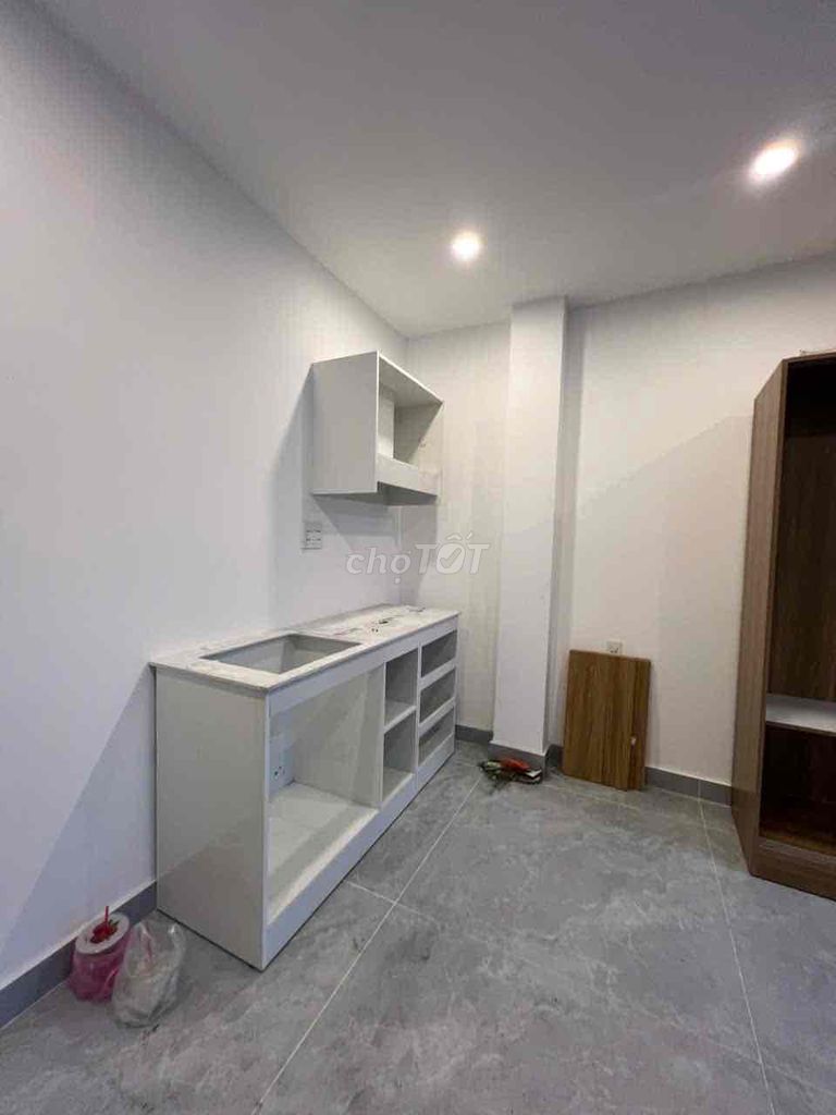 Studio Lạc Long Quân Full Home