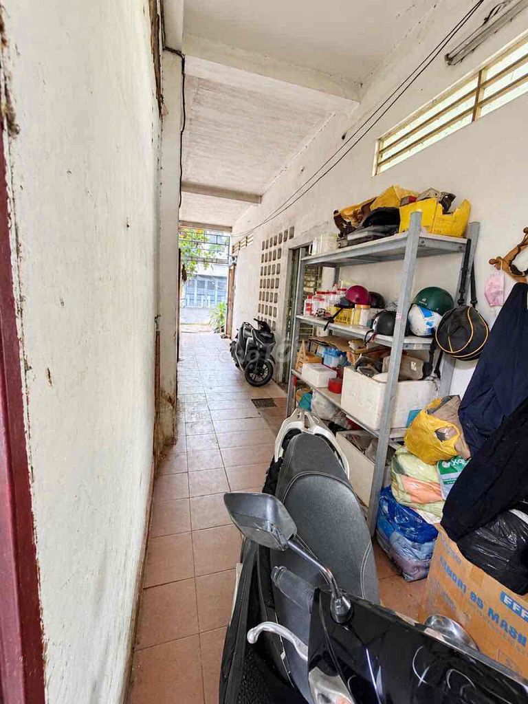 The ground floor renting in the north floor of Dingland - 52 meters across -2 feet - rare.