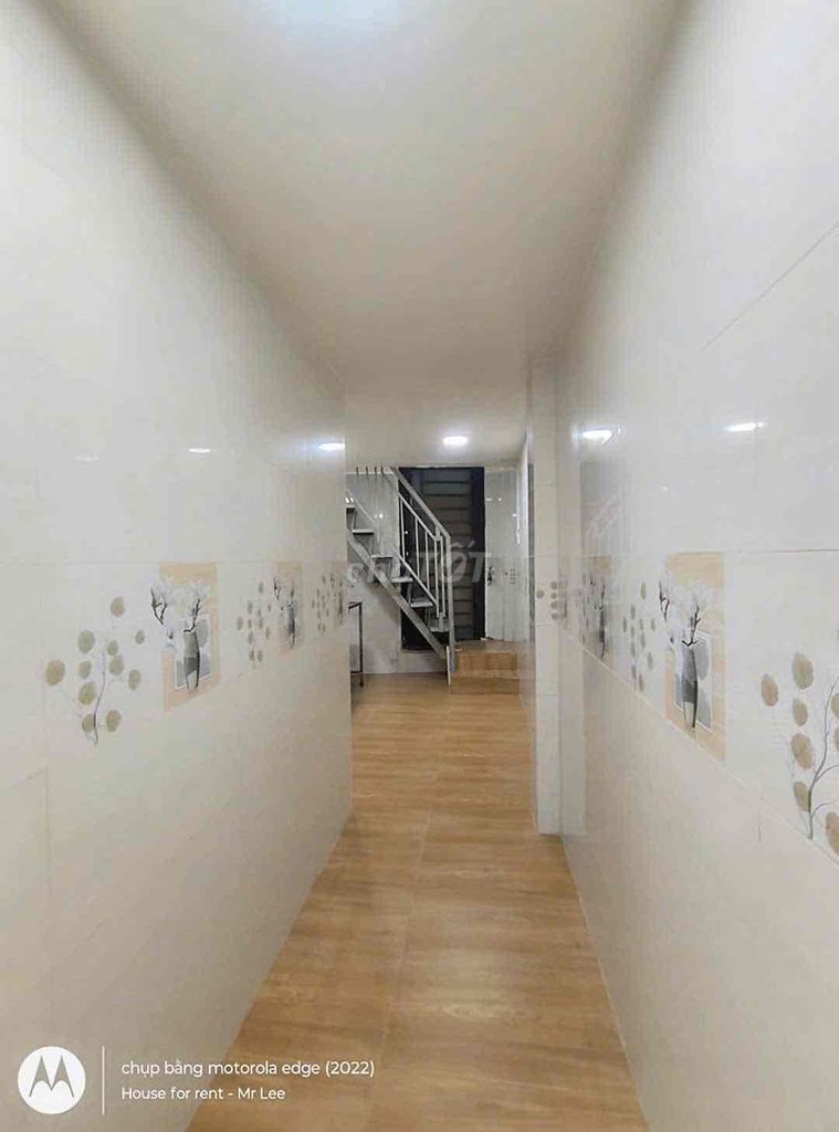 Lê Trọng Tấn Rent