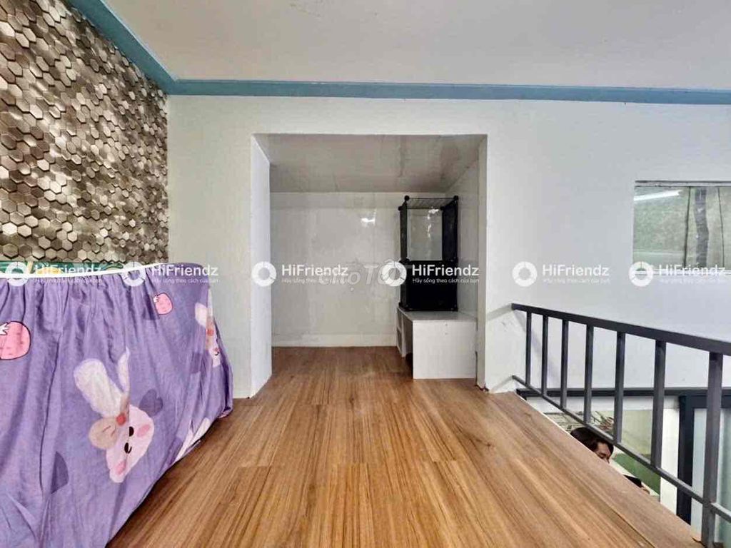 I'm renting a full guard's room near the new Vhu invertral muscle.