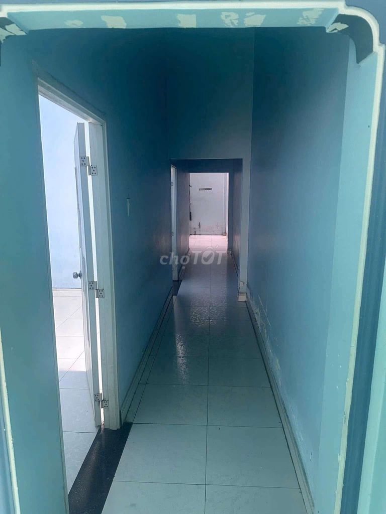 Two-room wide, 8 meters, Middle East 7,Thới Tam Thôn.