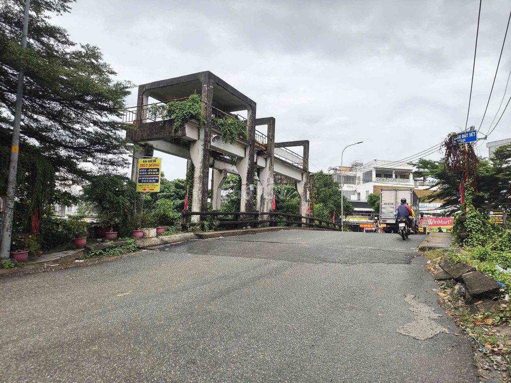 Rent an alley 2 on Nguyễn Thị Nhuần District 12.