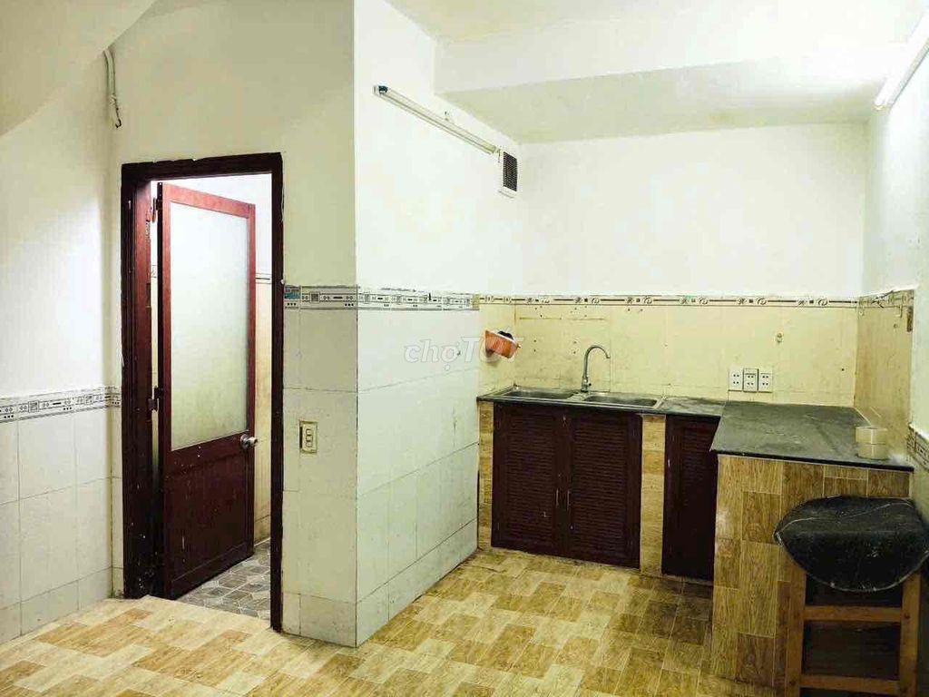 We're renting an apartment. It's called Gò Vấp.