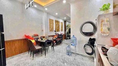 Rent a house. One room. Two bedroom. Three toilets.